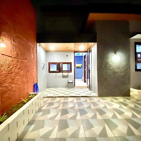 Hostel Good Feeling Ketapang Harbour Zewnętrze zdjęcie