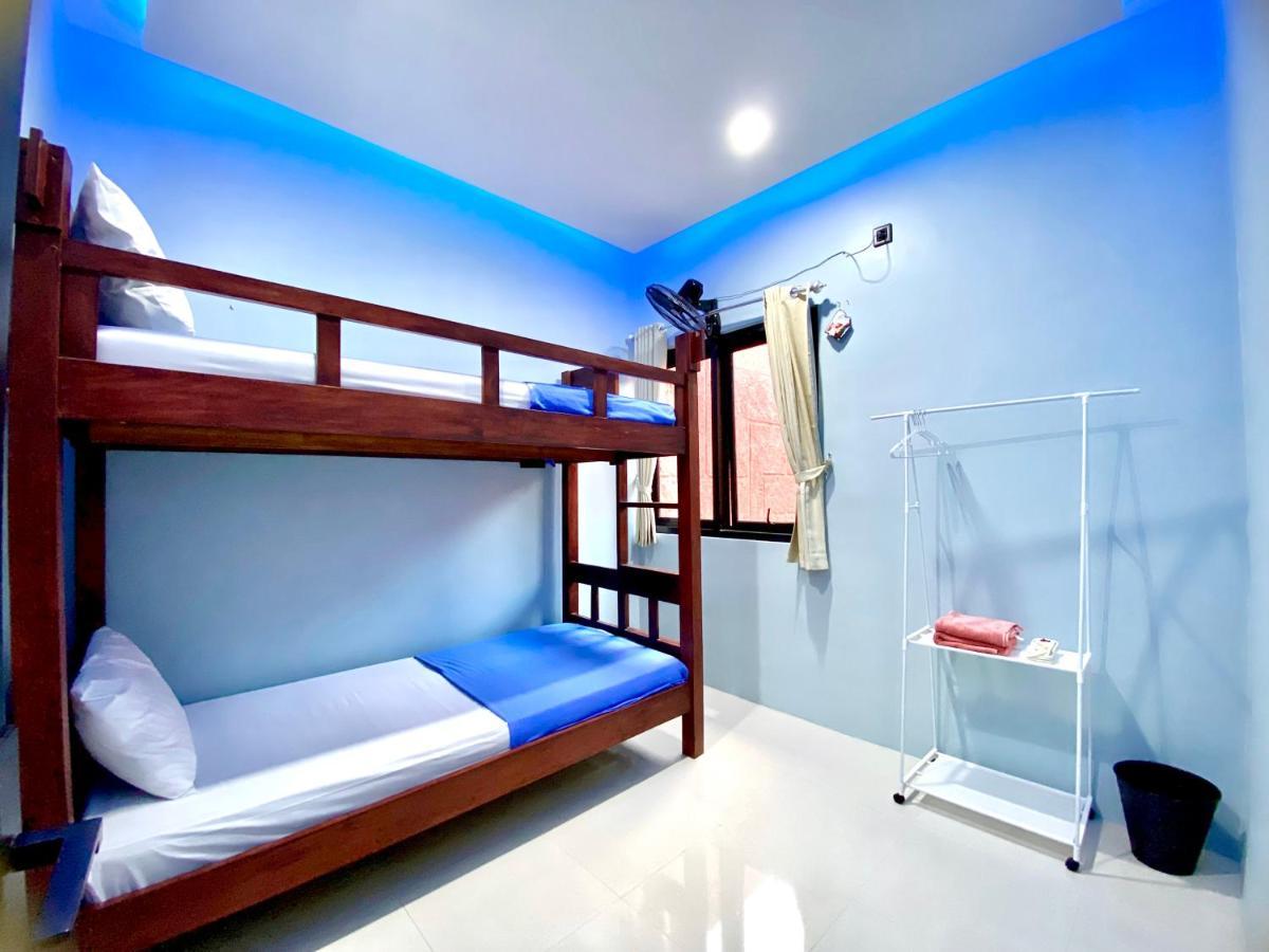 Hostel Good Feeling Ketapang Harbour Zewnętrze zdjęcie