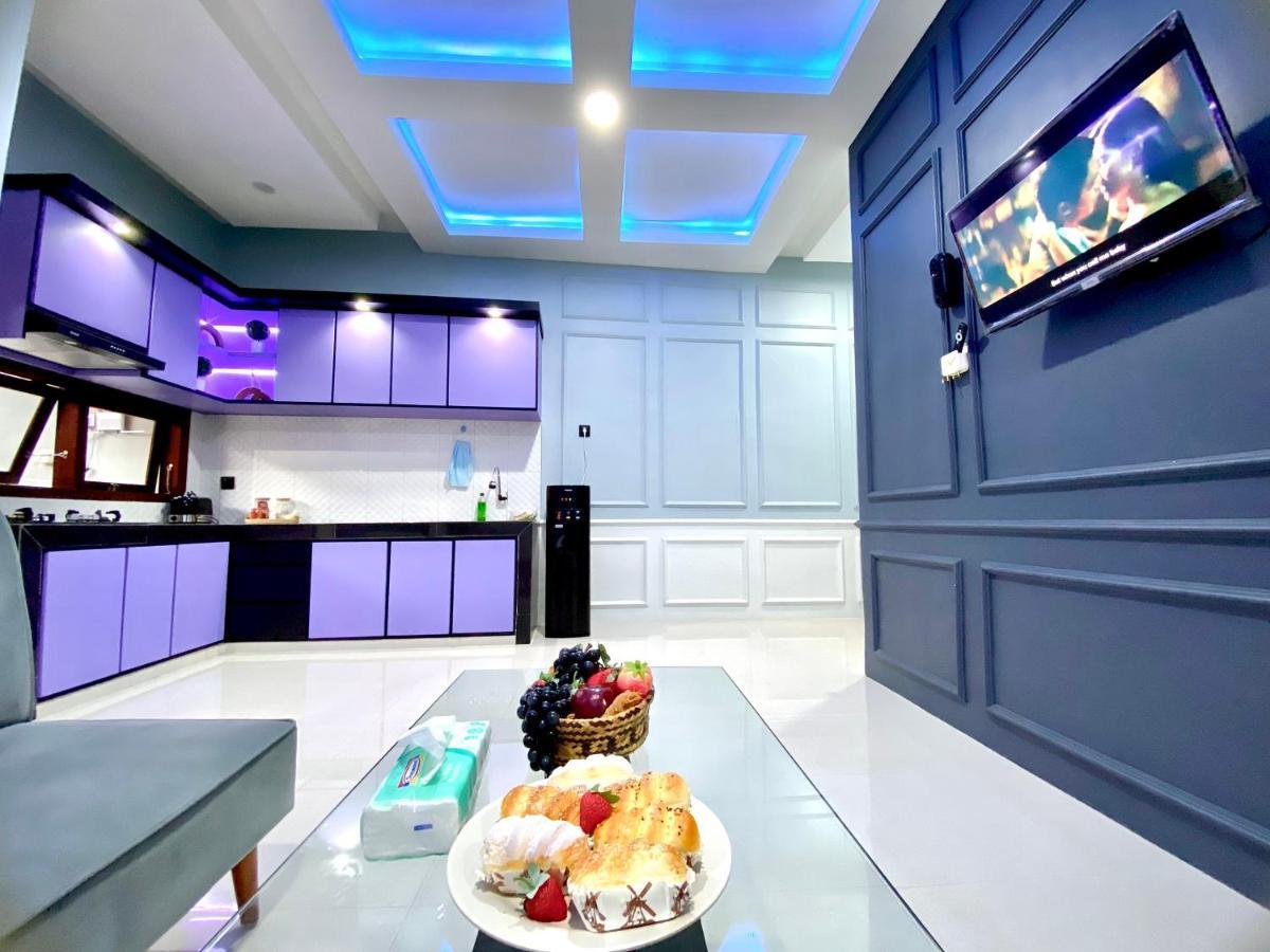 Hostel Good Feeling Ketapang Harbour Zewnętrze zdjęcie
